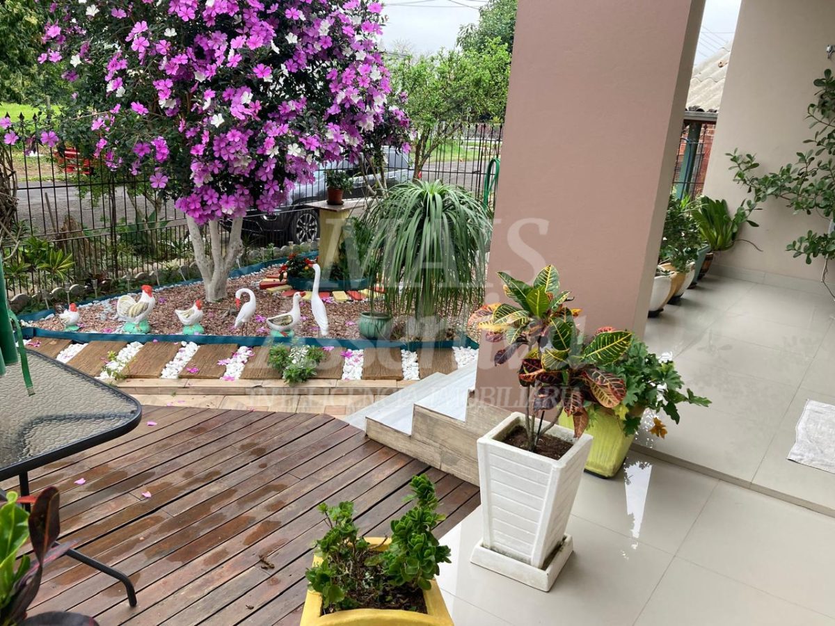 Casa ampla de 2 pavimentos para venda bairro Rincão Novo Hamburgo