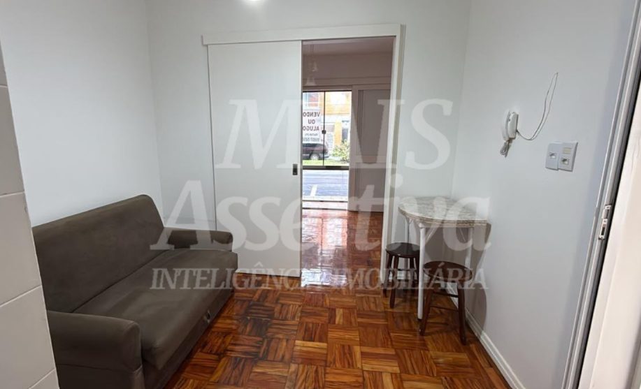 Apartamento/kitnet 1 quarto para venda em Capão da Canoa - com sacada