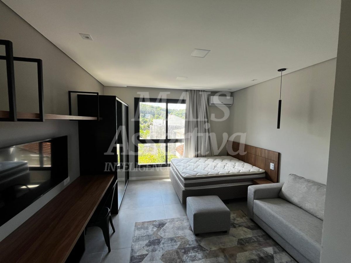 Kitnet 1 quarto para Locação Anual no bairro Vila Nova em Novo Hamburgo