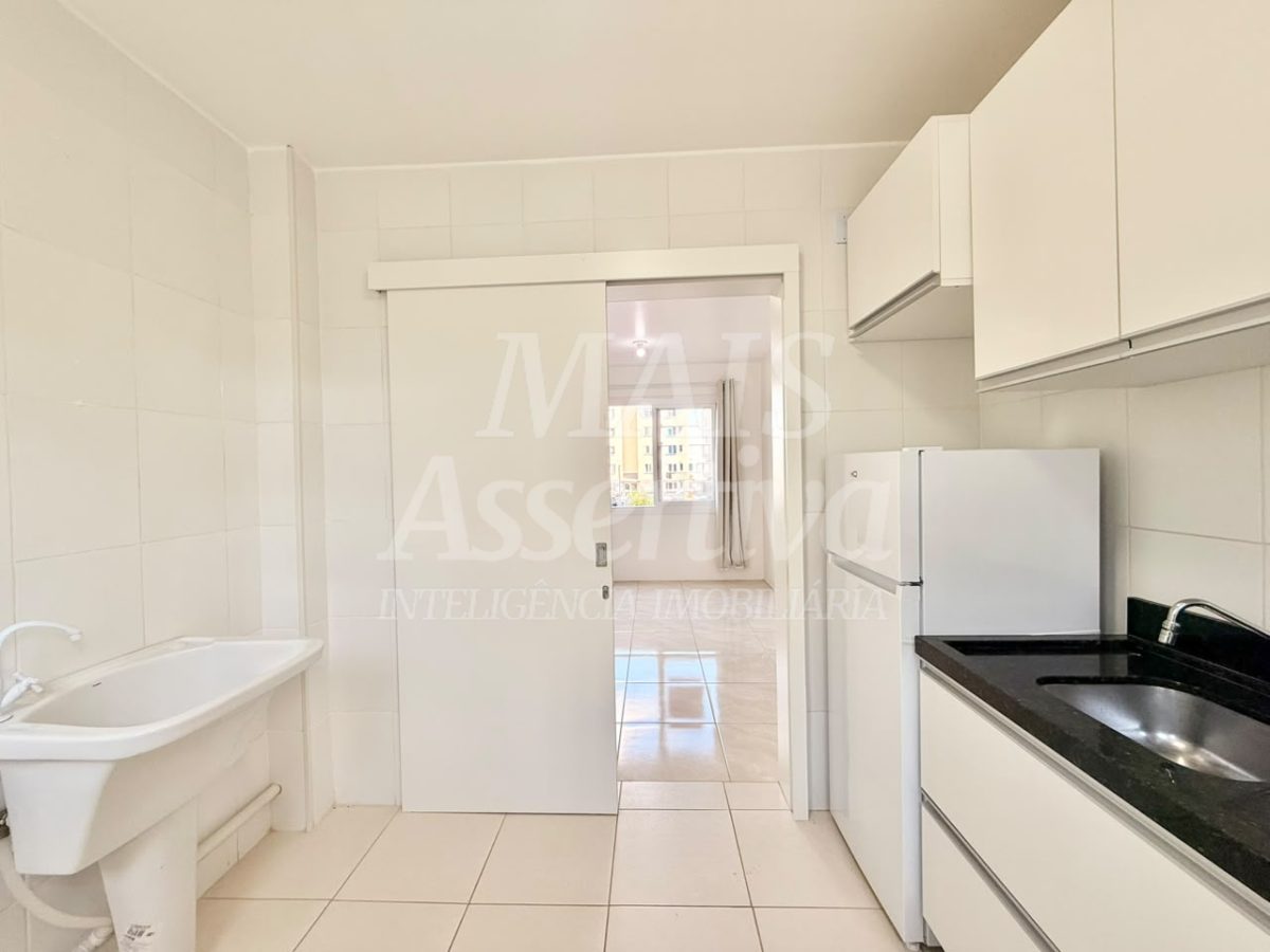 Apartamento semi mobiliado - Condominio Térra Brasil no 2º andar 