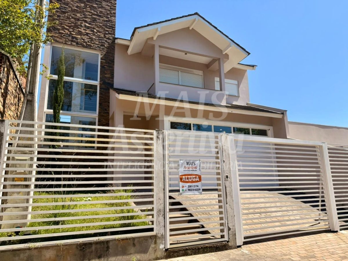 Sobrado com 03 suites, semi mobiliado para locação - São José em Canoas