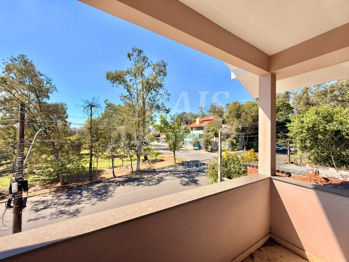 Sobrado com 03 suites, semi mobiliado para locação - São José em Canoas