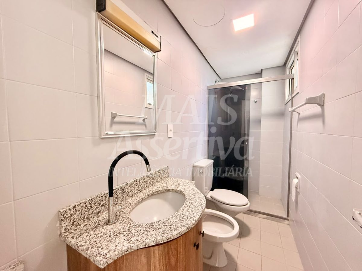 Apartamento semi mobiliado de 2 dormitórios - 10º andar no Centro de Novo Hamburgo 