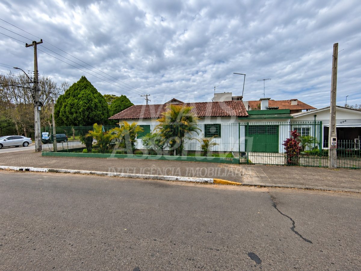 Casa de 3 dormitórios no Centro de Campo Bom - 97m² 