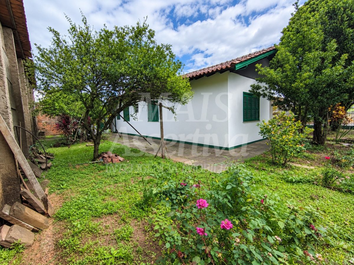 Casa de 3 dormitórios no Centro de Campo Bom - 97m² 