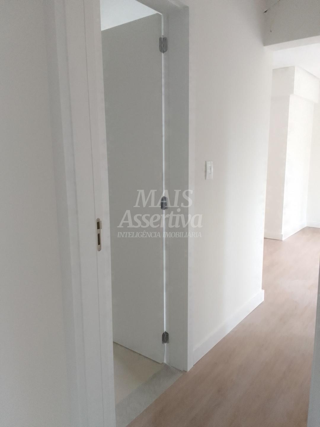 AMPLO APARTAMENTO PARA VENDA NO BAIRRO CENTRO, EM NOVO HAMBURGO-RS