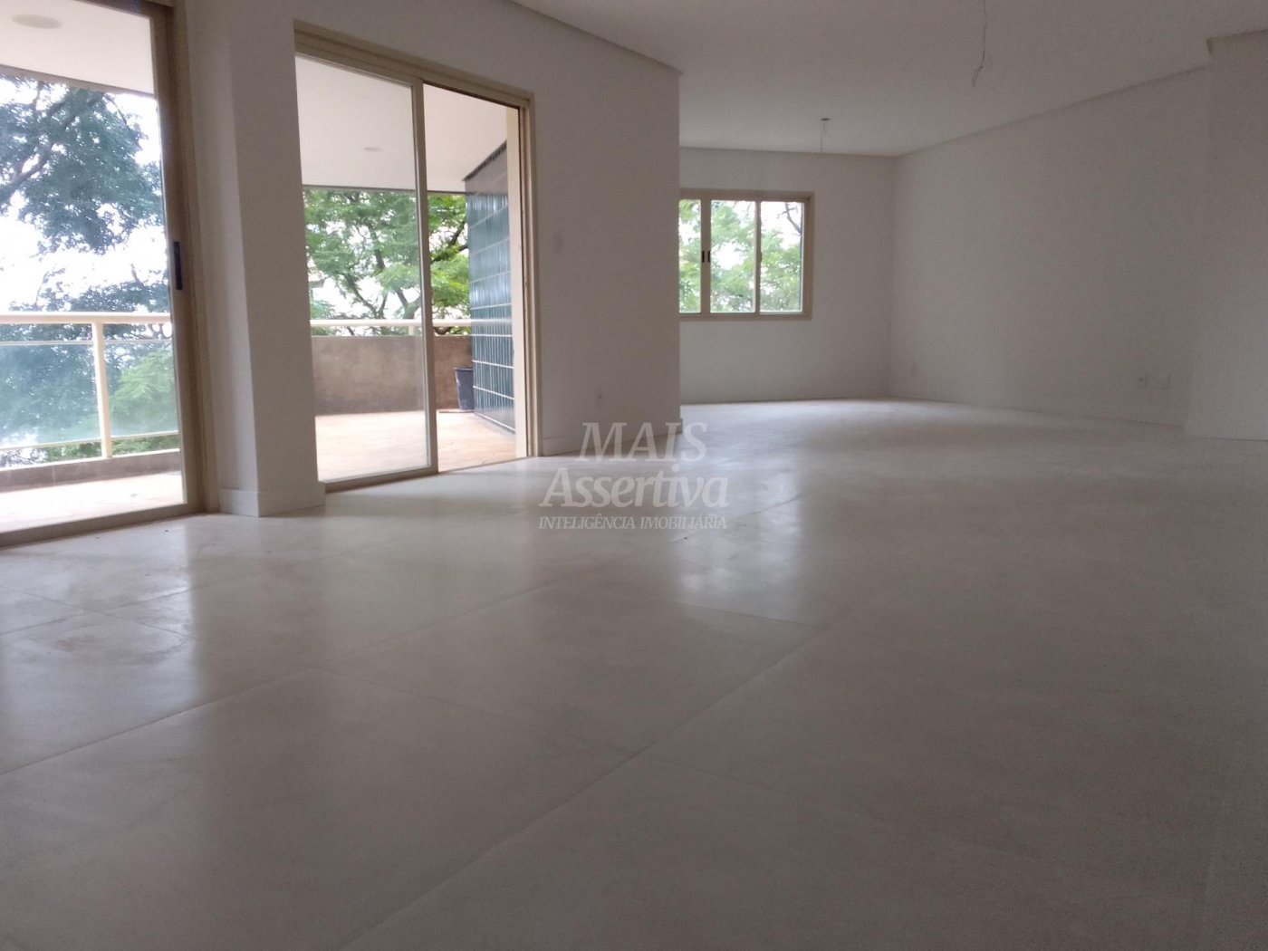 AMPLO APARTAMENTO PARA VENDA NO BAIRRO CENTRO, EM NOVO HAMBURGO-RS