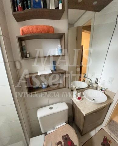 Apartamento térreo, semi mobiliado para venda, 3 dormitórios 
