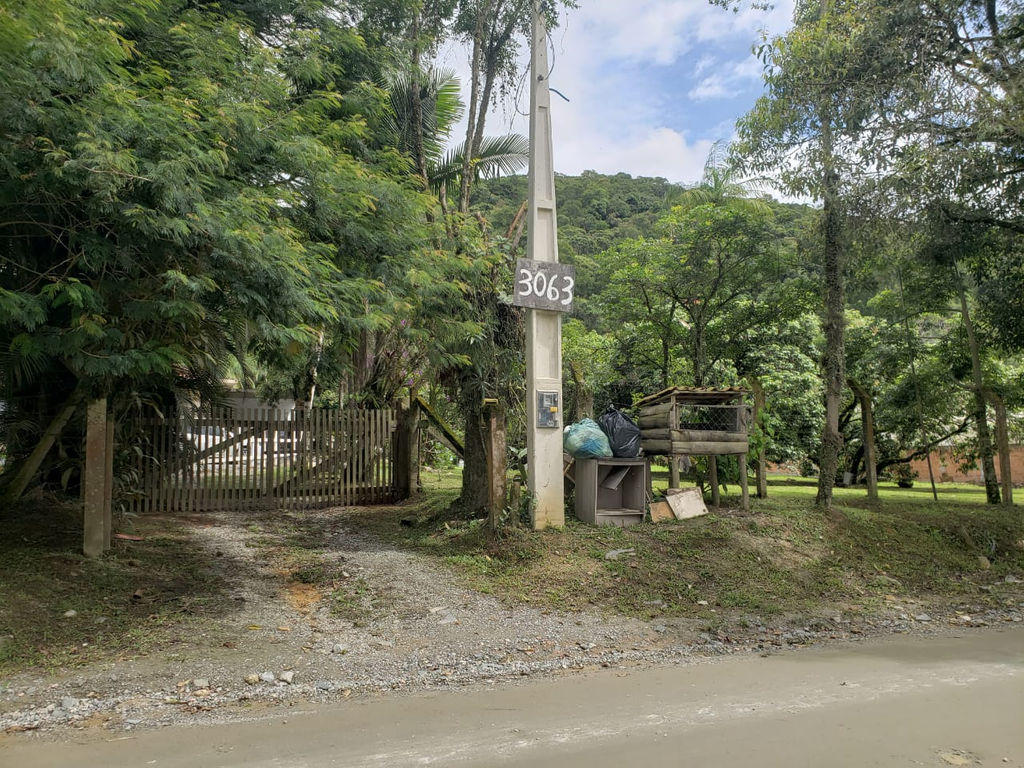 Sítio para venda no bairro Sertão do Trombudo em Itapema