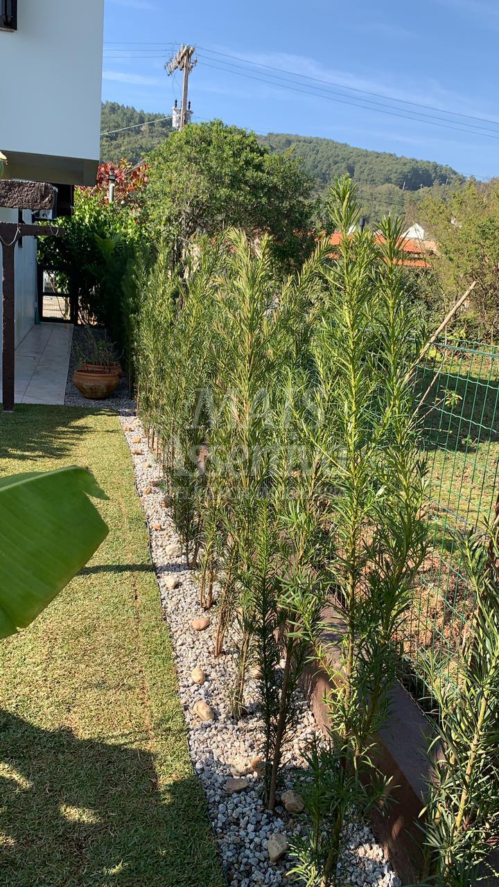 Residência mobiliada para venda em Garopaba/SC. 