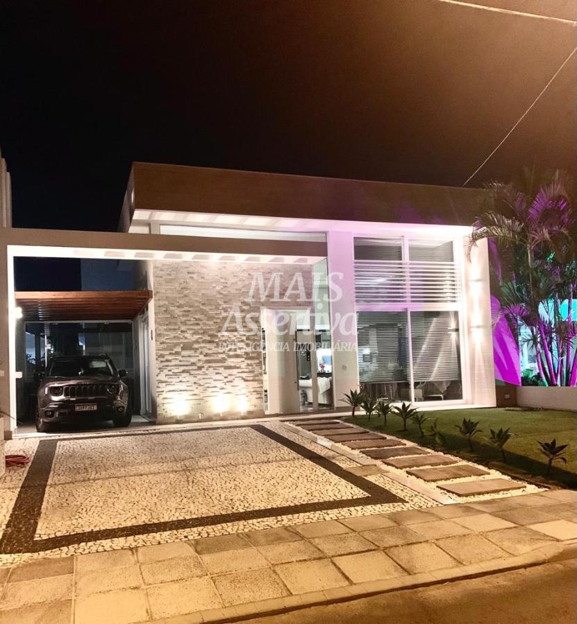 Casa para Venda em Capão Da Canoa / RS no bairro Centro