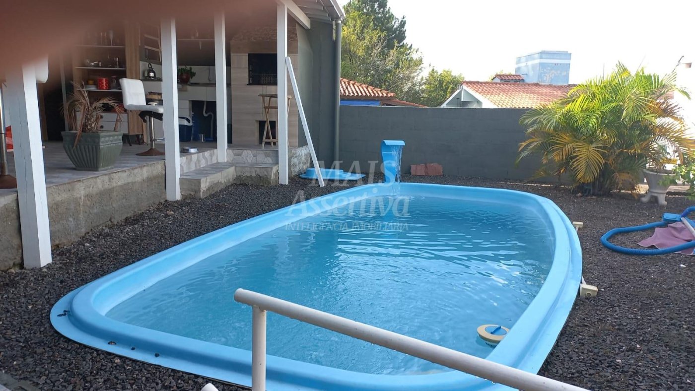 LINDA CASA PARA VENDA EM SAPIRANGA NO BAIRRO CENTENÁRIO