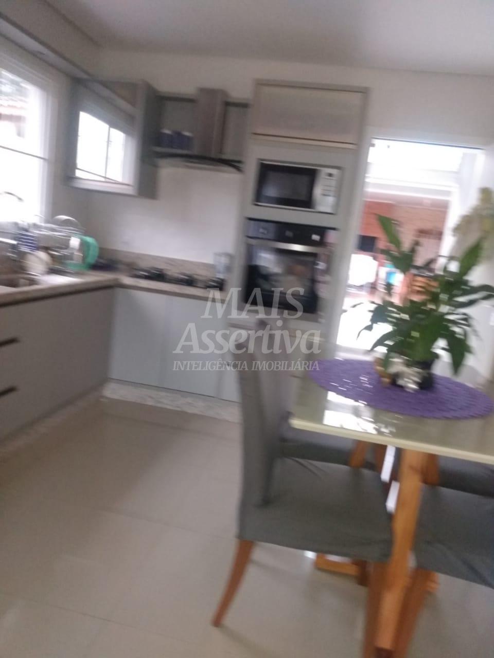 Excelente casa semi-mobiliada em Araricá/RS - 2 Dormitórios