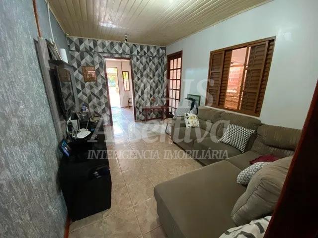 Ótima casa a venda no bairro São Jorge em Novo Hamburgo/RS - 3 Dormitórios