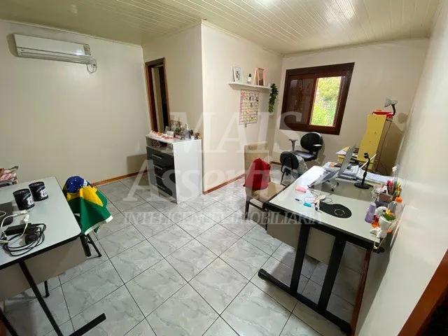Ótima casa a venda no bairro São Jorge em Novo Hamburgo/RS - 3 Dormitórios