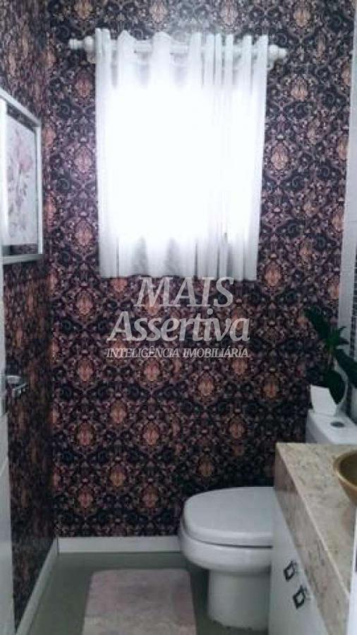 Casa para Venda em Novo Hamburgo / RS no bairro Operário