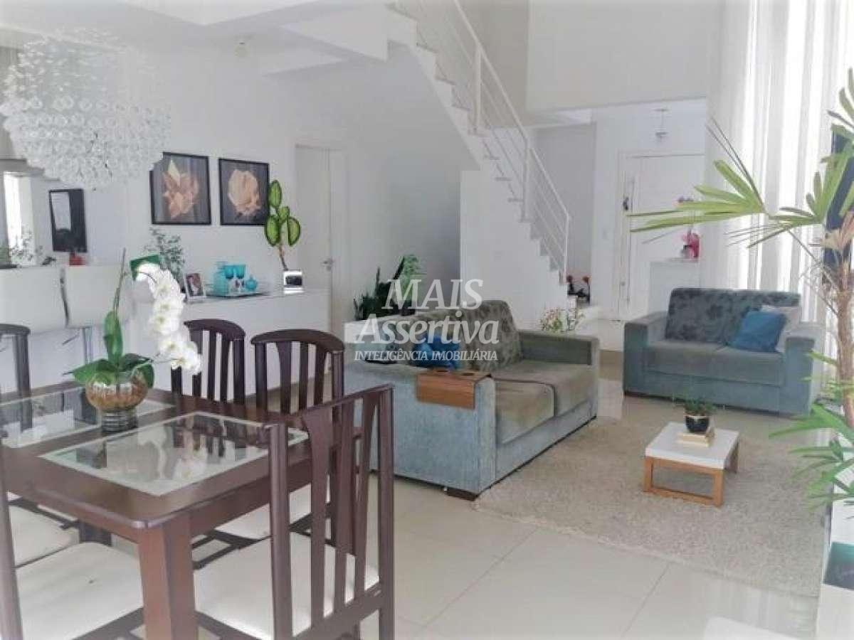 Casa para Venda em Novo Hamburgo / RS no bairro Operário