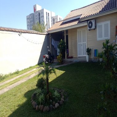 Ótima casa para venda no bairro Santo Afonso em Novo Hamburgo/RS -2 Dormitórios