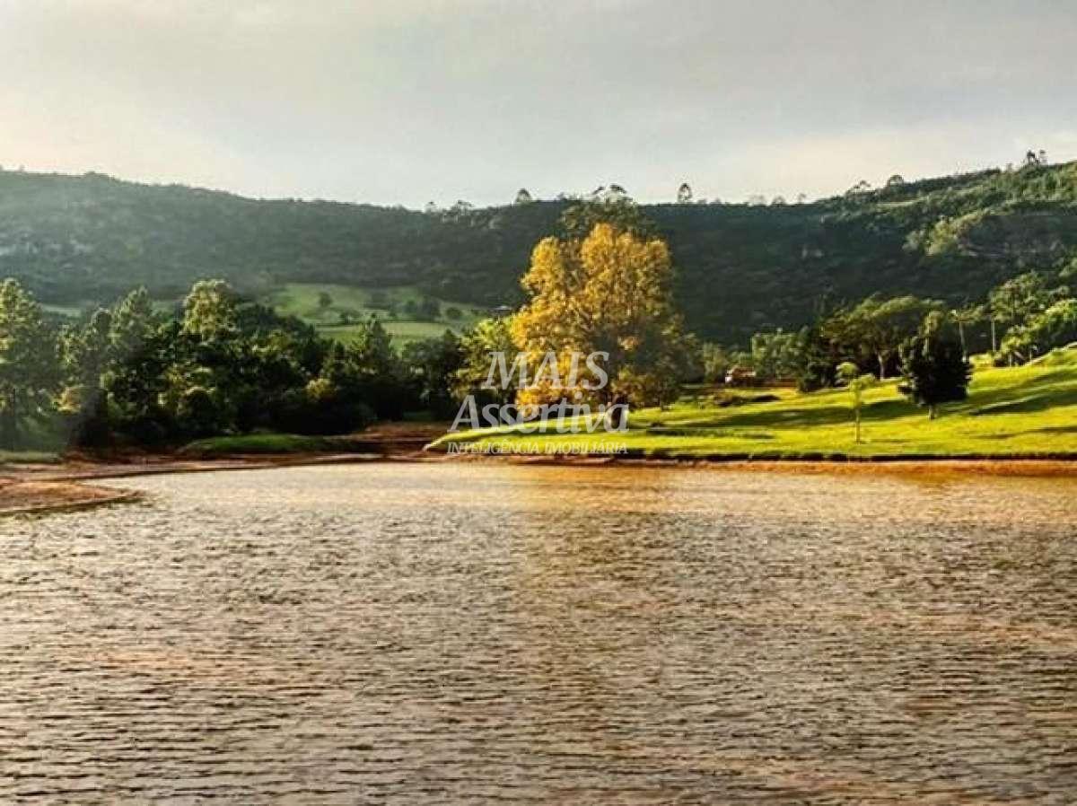 Terreno para Venda em Novo Hamburgo / RS no bairro Lomba Grande