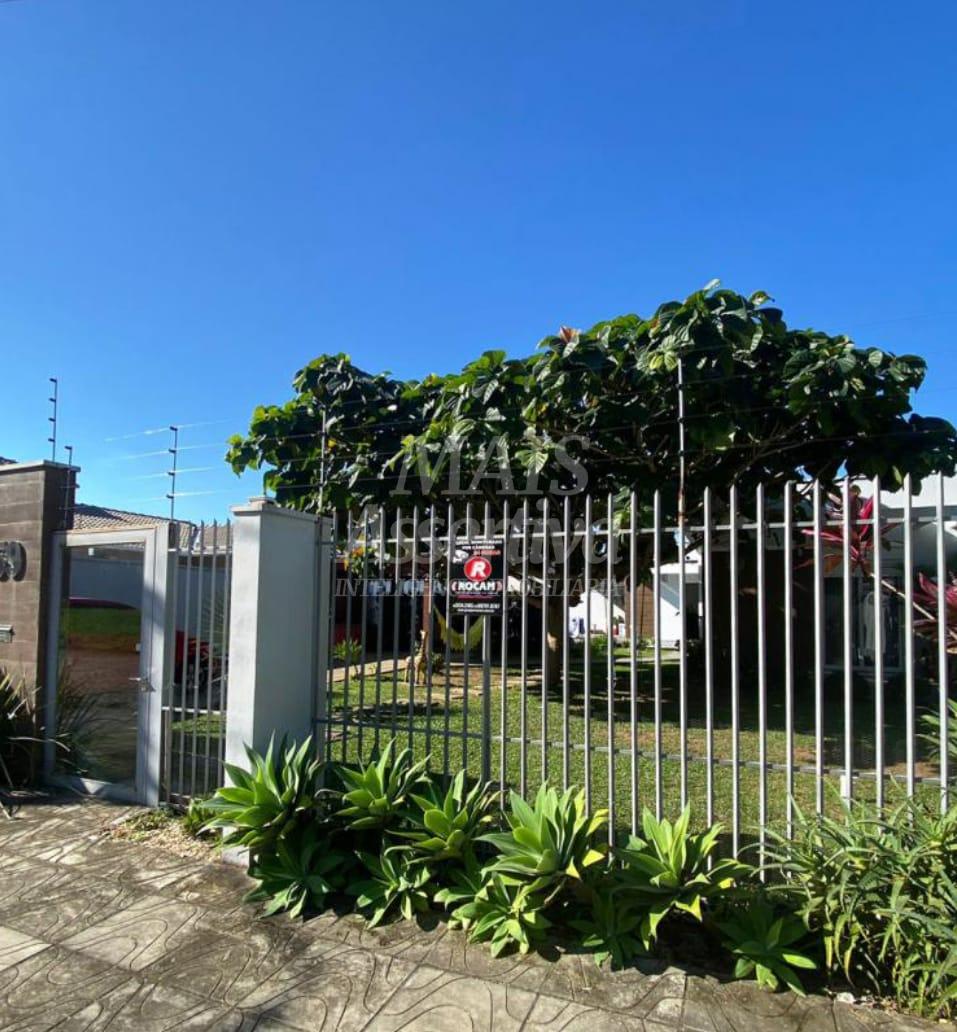 Casa semi mobiliada para venda no Centro de Sapiranga - 114,00m² 