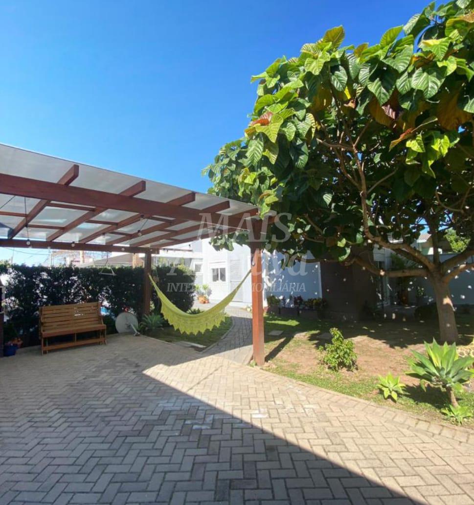 Casa semi mobiliada para venda no Centro de Sapiranga - 114,00m² 