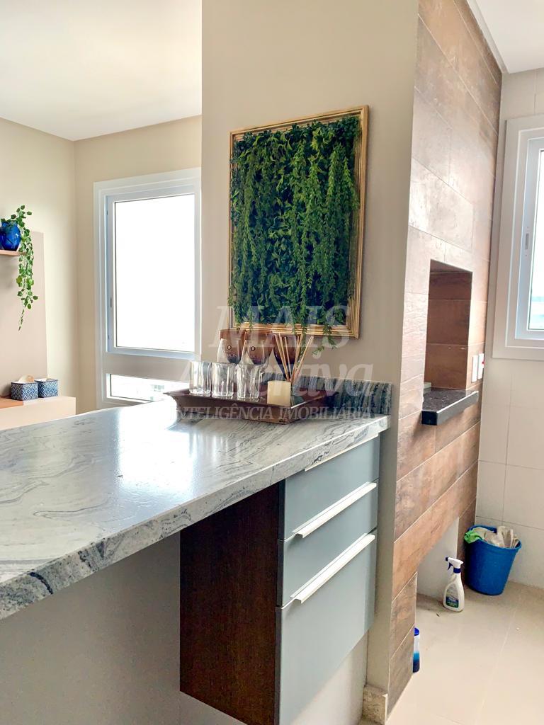 Lindo Apartamento para venda mobiliado e decorado em Capão da Canoa Zona Nova