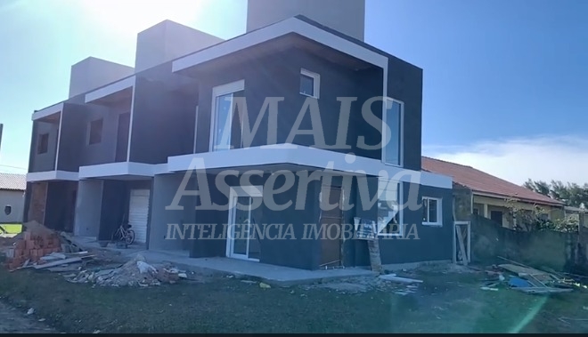 Sobrado para venda em Xangrilá Rainha do Mar