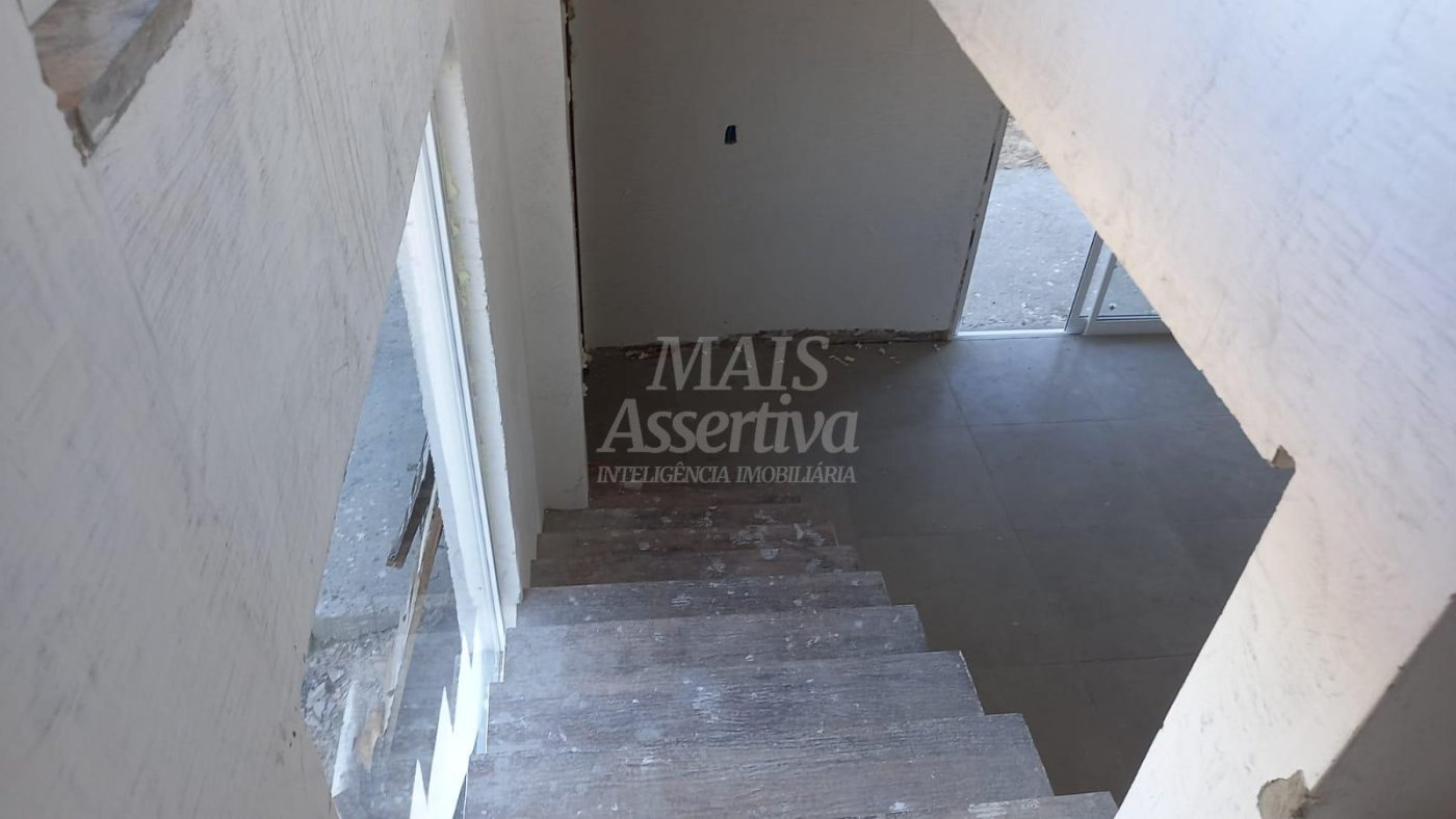 Sobrado para venda em Xangrilá Rainha do Mar