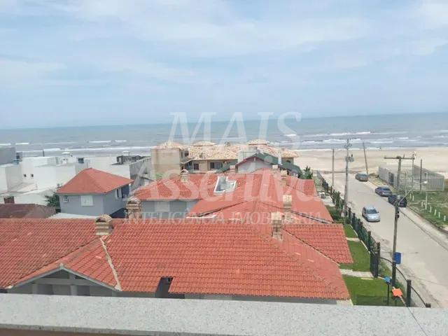 Cobertura à venda no Centro de Xangri-Lá/RS - 4 Dormitórios, 1 suíte