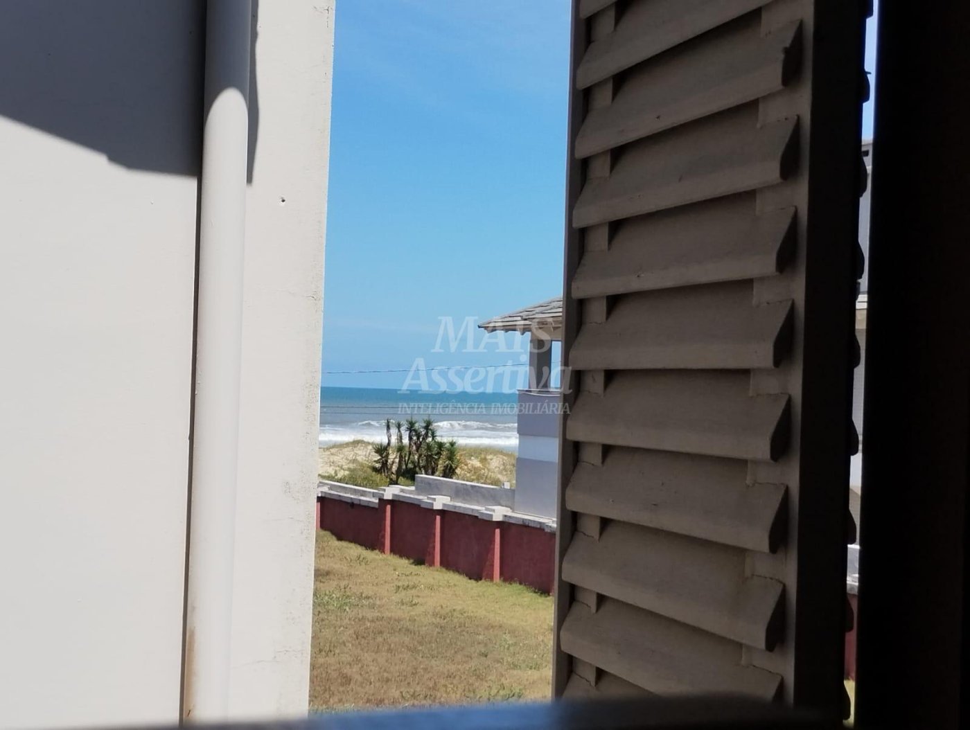Sobrado em condominio fechado, Centro de Xangri-Lá - 250 metros do mar