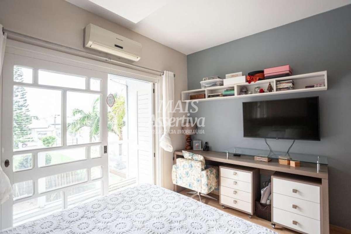 Sobrado para Venda em Torres / RS