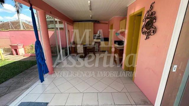 Ótima casa a venda localizada no bairro Centro em Campo Bom/RS - 3 Dormitórios