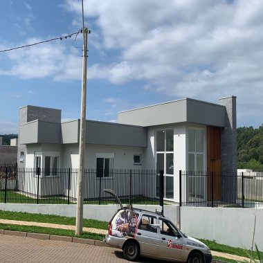  Excelente casa para venda, bairro Metzler em Campo Bom - 3 Dormitórios 