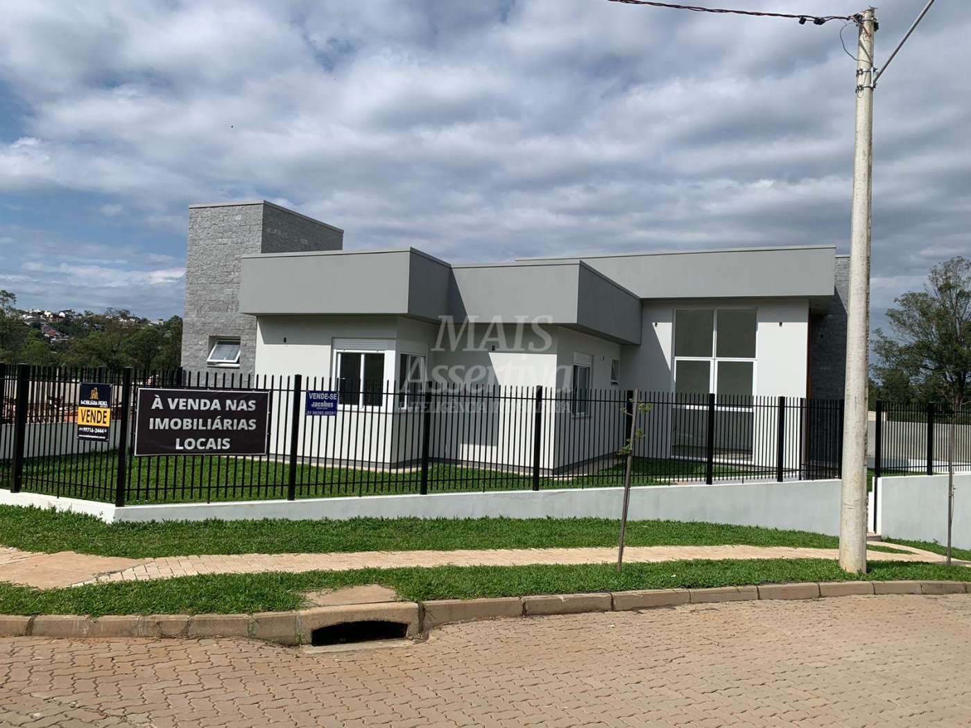  Excelente casa para venda, bairro Metzler em Campo Bom - 3 Dormitórios 