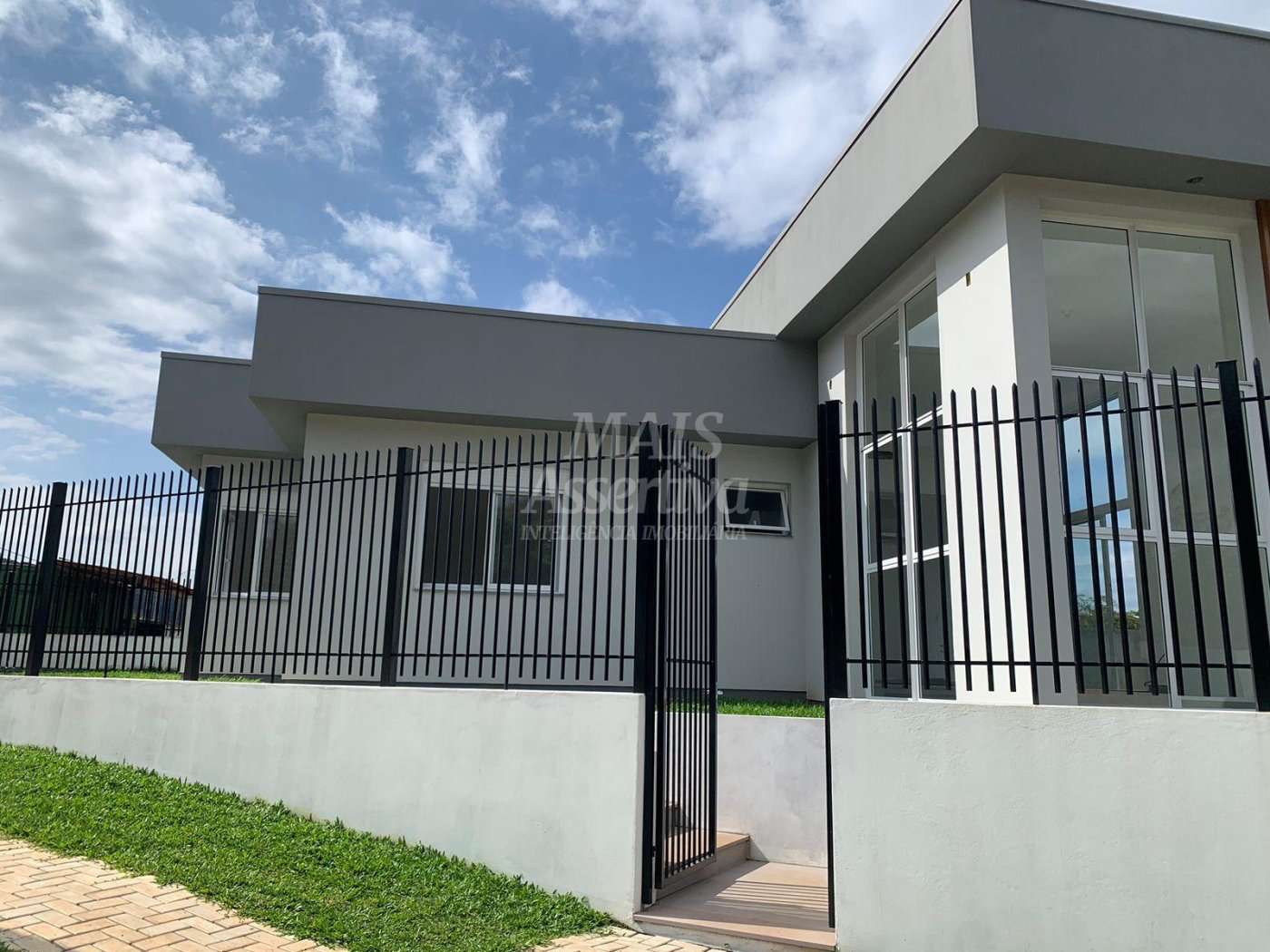  Excelente casa para venda, bairro Metzler em Campo Bom - 3 Dormitórios 