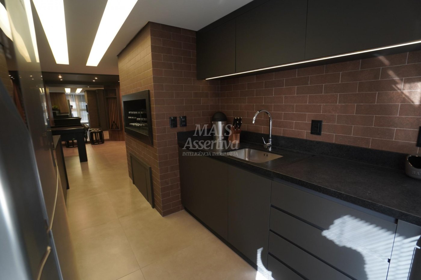 Apartamento novo à venda no Residencial Tharros, em Caxias do Sul-RS.