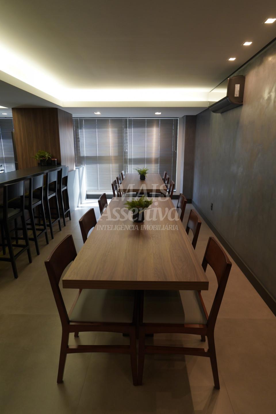 Apartamento novo à venda no Residencial Tharros, em Caxias do Sul-RS.