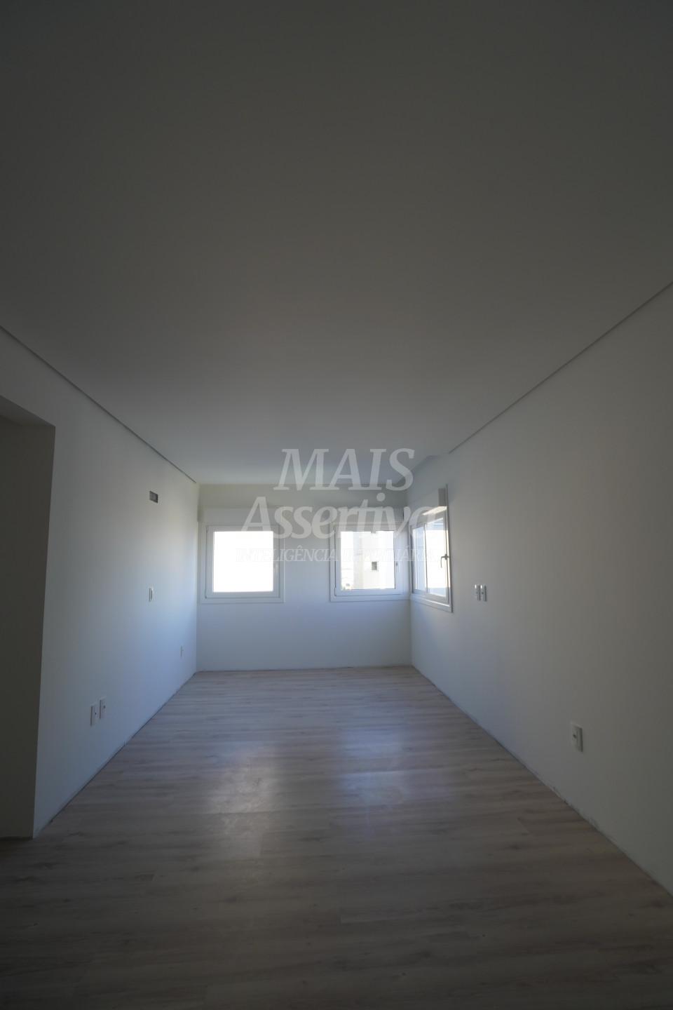 Apartamento novo à venda no Residencial Tharros, em Caxias do Sul-RS.