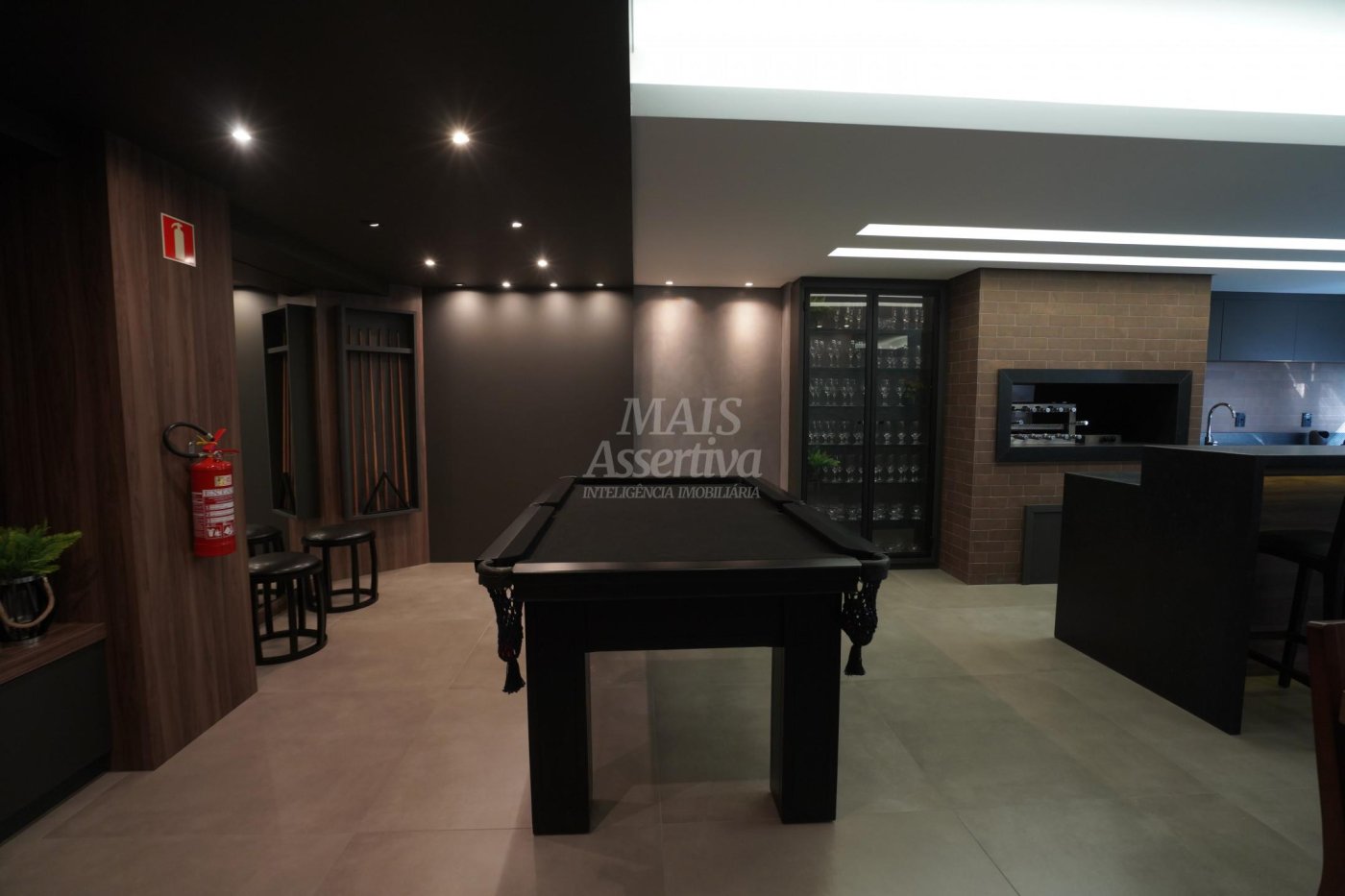 Apartamento novo à venda no Residencial Tharros, em Caxias do Sul-RS.