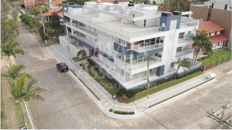 Apartamento 03 dormitórios Beira Mar Torres