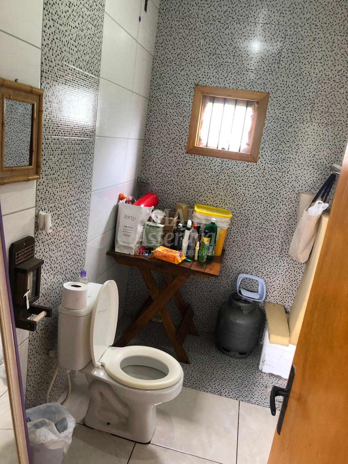 Casa mobiliada a venda no bairro Azaléia em Araricá/RS - 3 dormitórios 