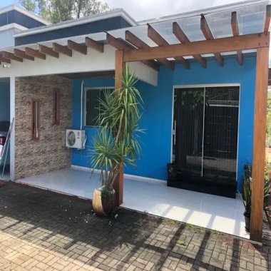 Casa mobiliada a venda no bairro Azaléia em Araricá/RS - 3 dormitórios