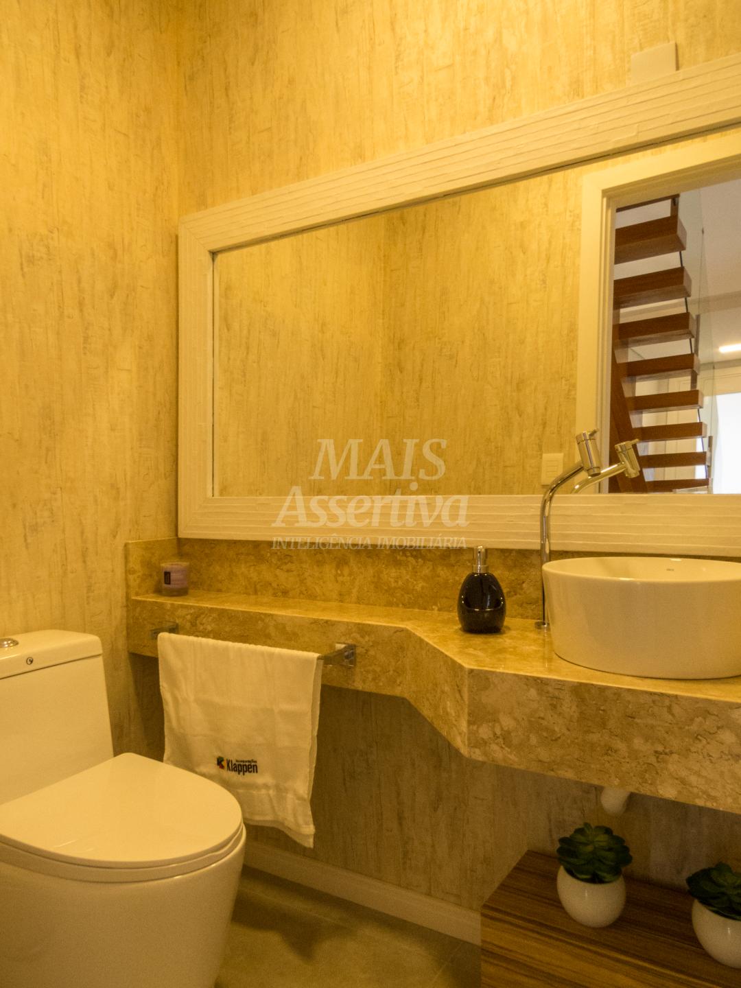 Excelente apartamento de 03 dormitórios e 03 vagas a venda em Novo Hamburgo 