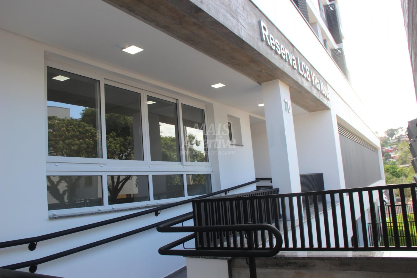 Excelente apartamento 02 suítes próximo a Universidade Feevale
