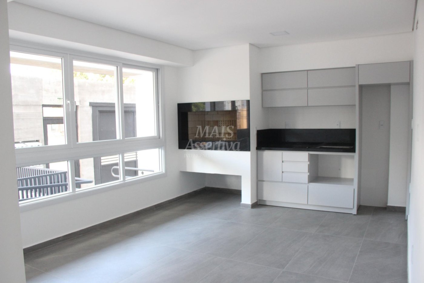 Excelente apartamento 02 suítes próximo a Universidade Feevale
