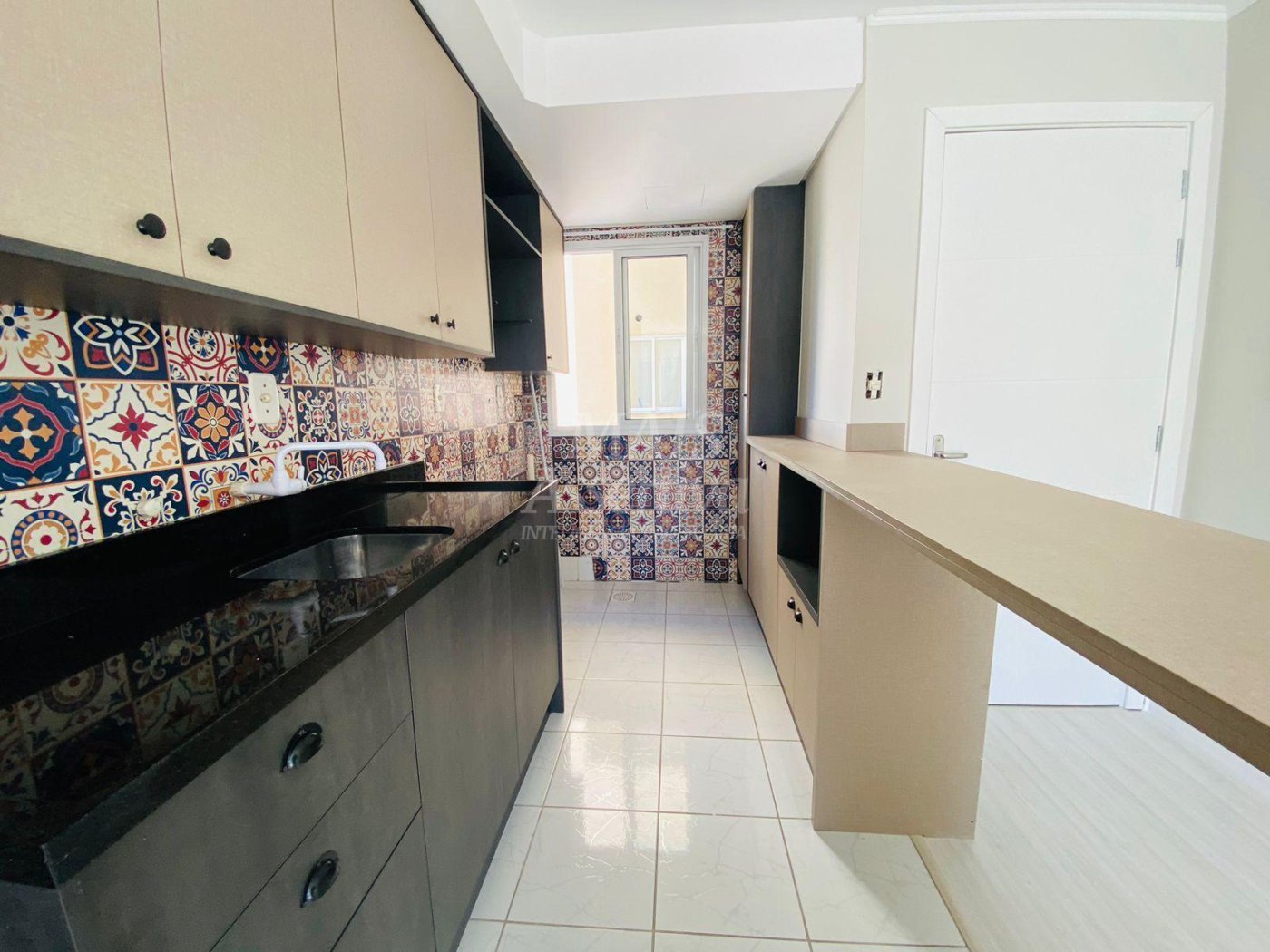 Ótimo apartamento a venda 02 dormitórios em Caxias do Sul
