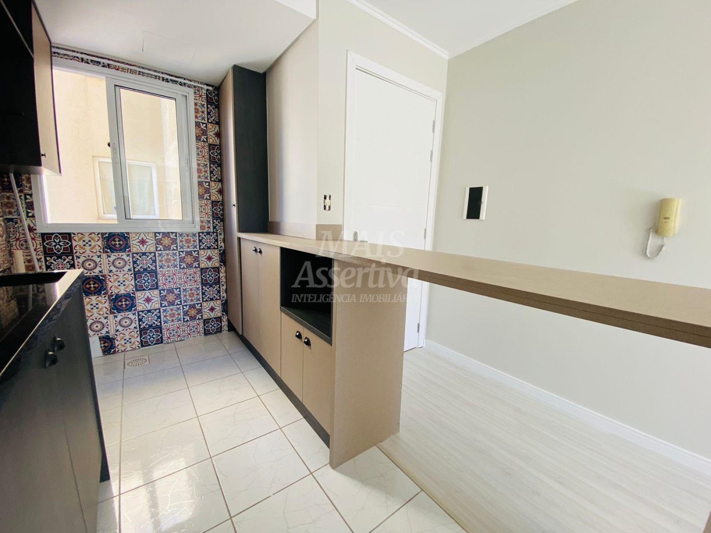 Ótimo apartamento a venda 02 dormitórios em Caxias do Sul
