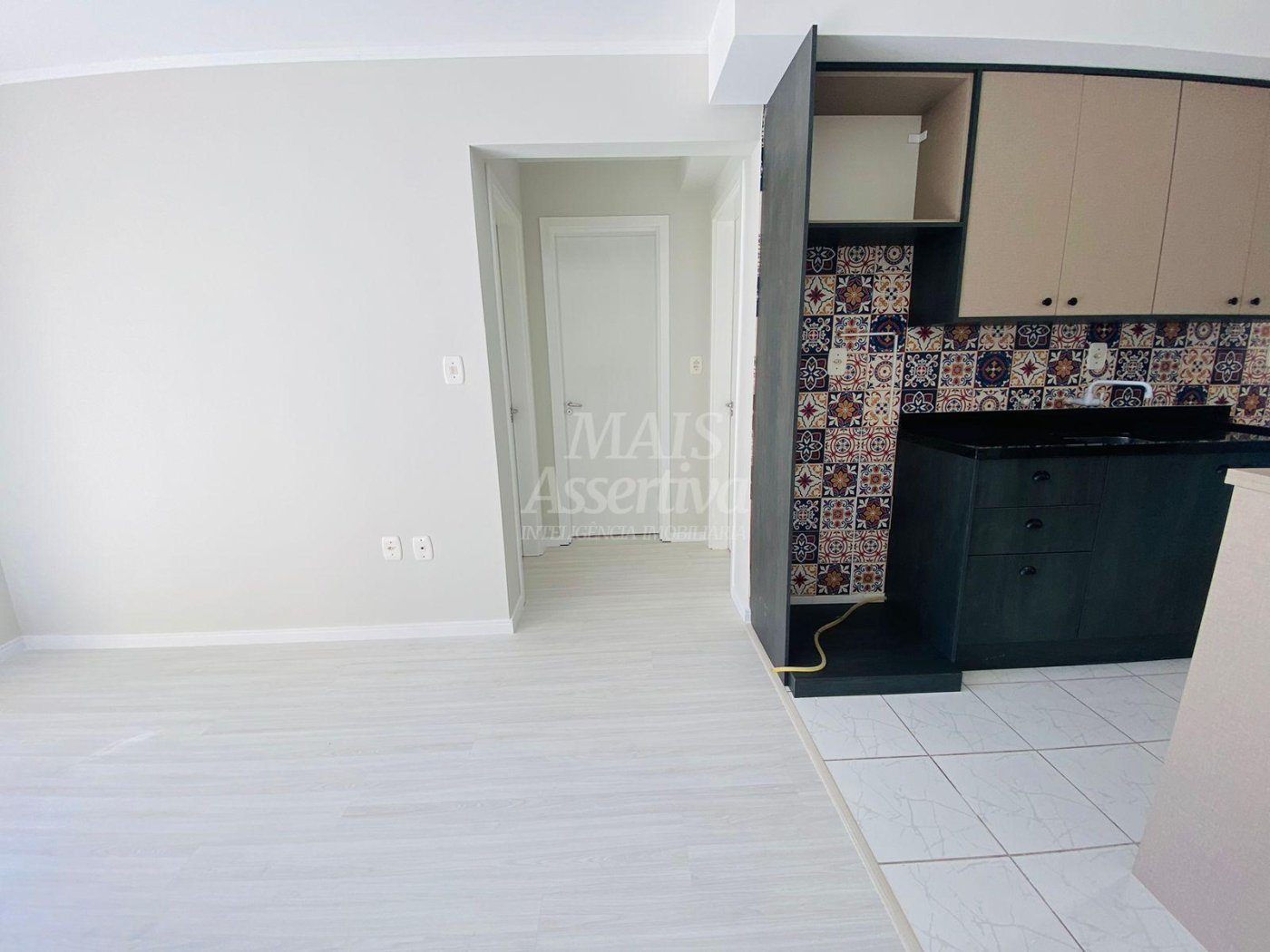 Ótimo apartamento a venda 02 dormitórios em Caxias do Sul