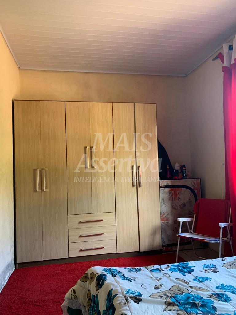 Duas casas a venda em Portão 