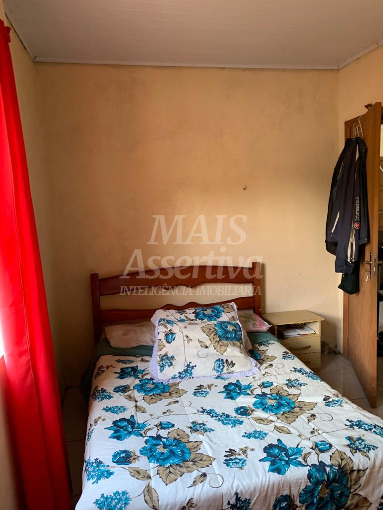 Duas casas a venda em Portão 